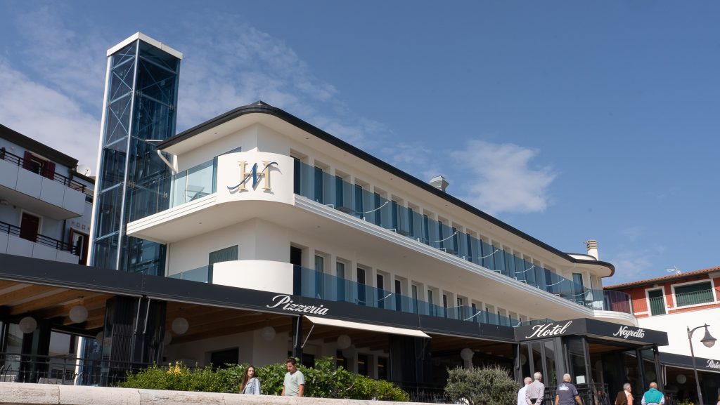 Hotel-lungomare-caorle-2-1024×577-1