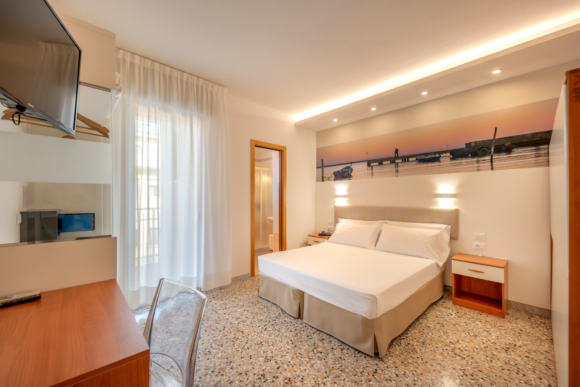 camera-superior-con-balcone-hotel-atenea-caorle3